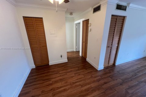 Copropriété à vendre à Miami Lakes, Floride: 1 chambre, 62.43 m2 № 1969266 - photo 8