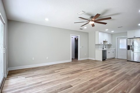 Appartement à louer à Brandon, Floride: 2 chambres, 92.9 m2 № 1884201 - photo 13
