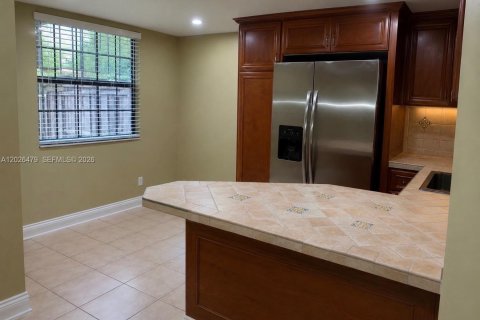 Condo in Miami, Florida, 3 bedrooms  № 2086472 - photo 4