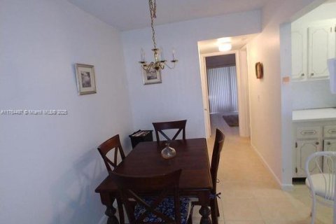 Condominio en venta en West Palm Beach, Florida, 1 dormitorio, 60.01 m2 № 2035331 - foto 4
