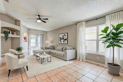 Villa ou maison à vendre à Wesley Chapel, Floride: 3 chambres, 123 m2 № 2149954 - photo 3