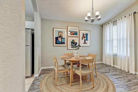 Villa ou maison à vendre à Wesley Chapel, Floride: 3 chambres, 123 m2 № 2149954 - photo 4
