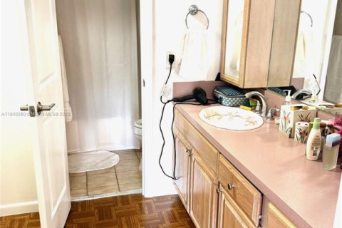 Condominio en venta en Miami, Florida, 3 dormitorios, 154.22 m2 № 1828885 - foto 14