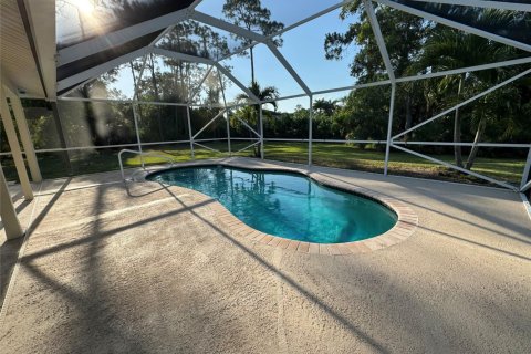 Casa en alquiler en Loxahatchee Groves, Florida, 4 dormitorios, 201.23 m2 № 1172488 - foto 1