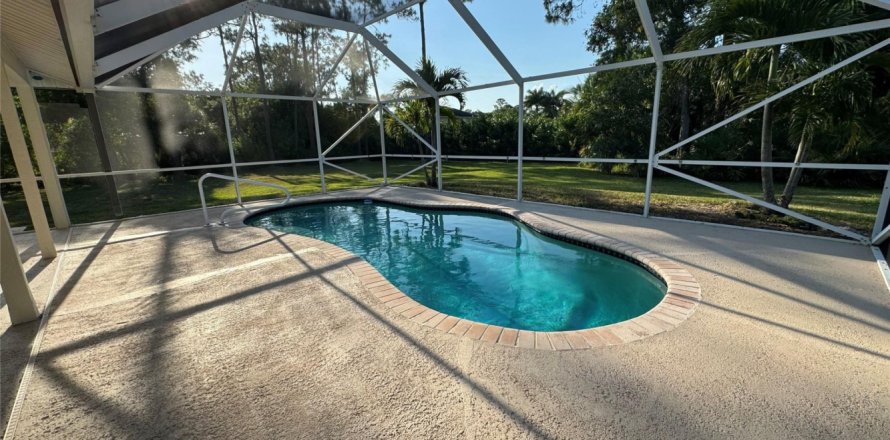 Villa ou maison à Loxahatchee Groves, Floride 4 chambres, 201.23 m2 № 1172488