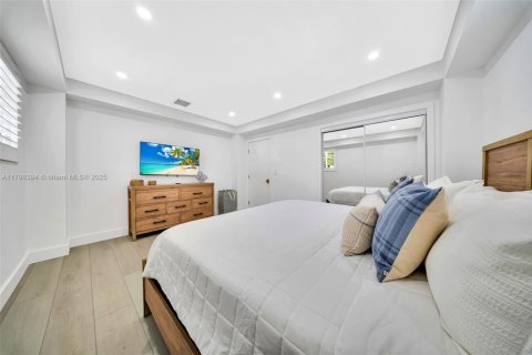 Villa ou maison à louer à Islamorada, Village of Islands, Floride: 4 chambres, 167.22 m2 № 2018737 - photo 10