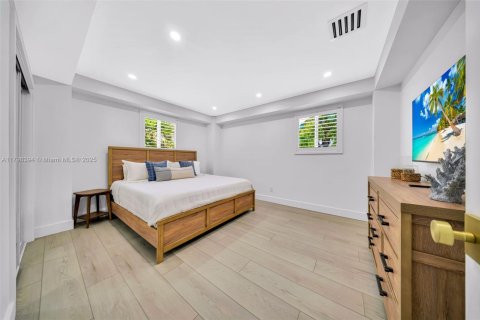 Villa ou maison à louer à Islamorada, Village of Islands, Floride: 4 chambres, 167.22 m2 № 2018737 - photo 7