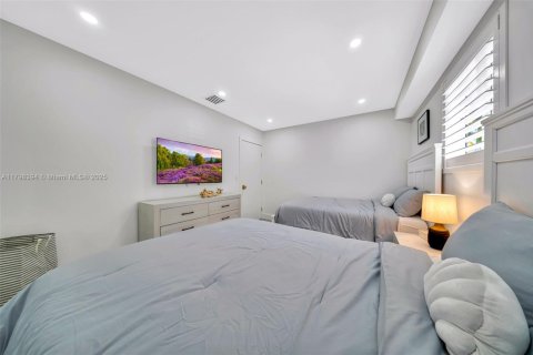 Villa ou maison à louer à Islamorada, Village of Islands, Floride: 4 chambres, 167.22 m2 № 2018737 - photo 13