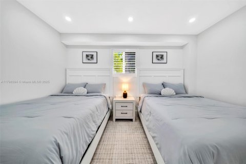 Villa ou maison à louer à Islamorada, Village of Islands, Floride: 4 chambres, 167.22 m2 № 2018737 - photo 11