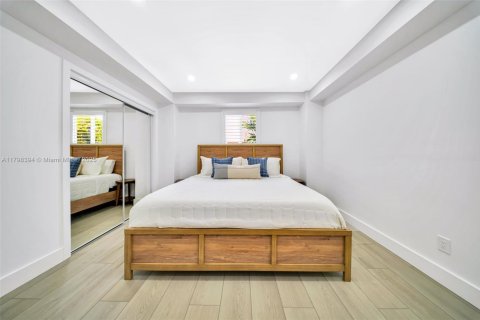 Villa ou maison à louer à Islamorada, Village of Islands, Floride: 4 chambres, 167.22 m2 № 2018737 - photo 9