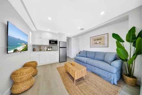 Villa ou maison à louer à Islamorada, Village of Islands, Floride: 4 chambres, 167.22 m2 № 2018737 - photo 20