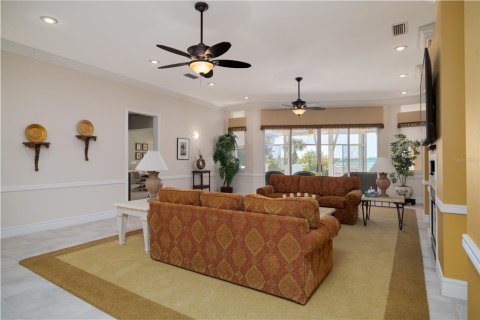 Casa en venta en Daytona Beach, Florida, 3 dormitorios, 312.8 m2 № 1638065 - foto 5