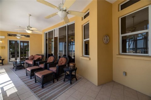 Casa en venta en Daytona Beach, Florida, 3 dormitorios, 312.8 m2 № 1638065 - foto 28