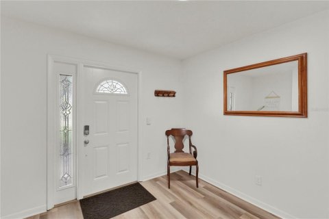 House in Orlando, Florida 2 bedrooms, 95.88 sq.m. № 2396337 - photo 10