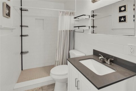 House in Orlando, Florida 2 bedrooms, 95.88 sq.m. № 2396337 - photo 23