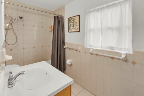 House in Orlando, Florida 2 bedrooms, 95.88 sq.m. № 2396337 - photo 20