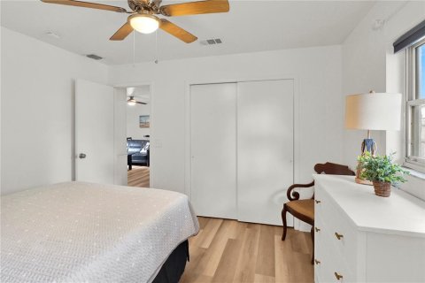 House in Orlando, Florida 2 bedrooms, 95.88 sq.m. № 2396337 - photo 21