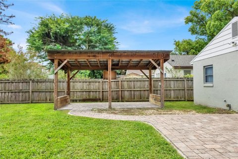 House in Orlando, Florida 2 bedrooms, 95.88 sq.m. № 2396337 - photo 9