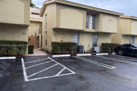 Copropriété à vendre à Coral Springs, Floride: 2 chambres, 125.42 m2 № 1947007 - photo 21