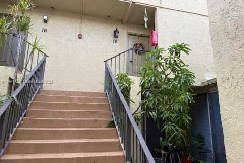 Copropriété à vendre à Coral Springs, Floride: 2 chambres, 125.42 m2 № 1947007 - photo 23