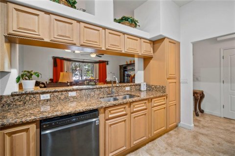 Townhouse in Clearwater, Florida 3 bedrooms, 176.51 sq.m. № 2105277 - photo 7