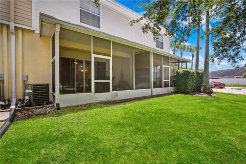 Townhouse in Clearwater, Florida 3 bedrooms, 176.51 sq.m. № 2105277 - photo 26