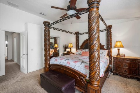 Townhouse in Clearwater, Florida 3 bedrooms, 176.51 sq.m. № 2105277 - photo 17