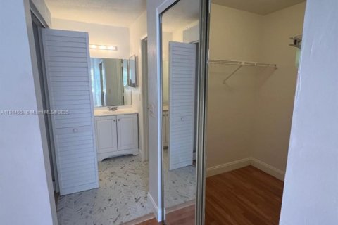 Adosado en alquiler en North Lauderdale, Florida, 2 dormitorios, 115.48 m2 № 1970034 - foto 18