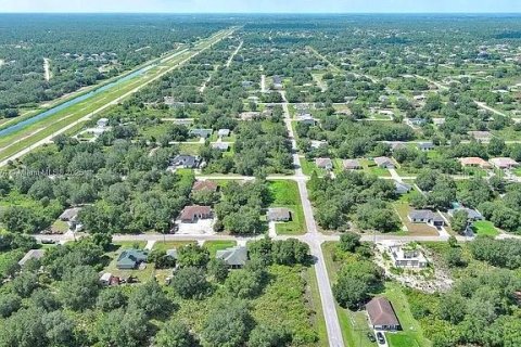 Land in Lehigh Acres, Florida № 2164341 - photo 13