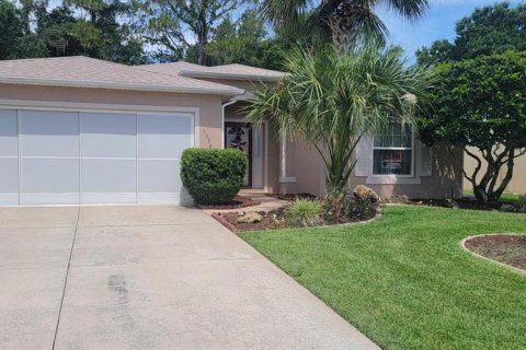 House in Ocala, Florida 3 bedrooms, 153.01 sq.m. № 2227083