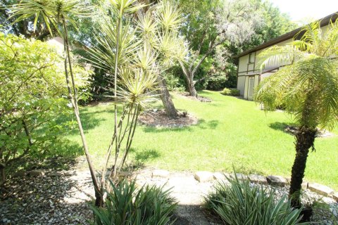 Condo in Tamarac, Florida, 2 bedrooms  № 2250821 - photo 27