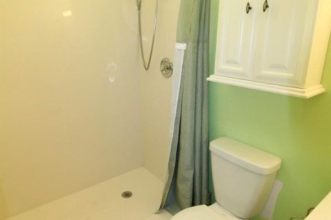 Condo in Tamarac, Florida, 2 bedrooms  № 2250821 - photo 24