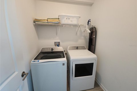 Condo in Davenport, Florida, 3 bedrooms  № 1914399 - photo 30