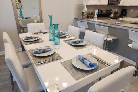 Condo in Davenport, Florida, 3 bedrooms  № 1914399 - photo 5