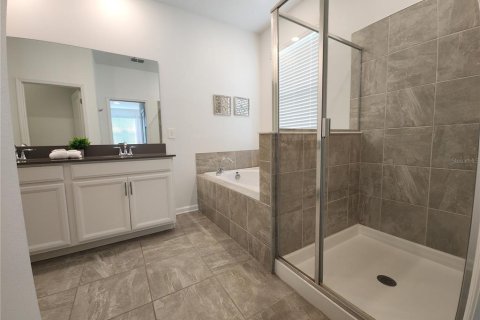 Condo in Davenport, Florida, 3 bedrooms  № 1914399 - photo 15