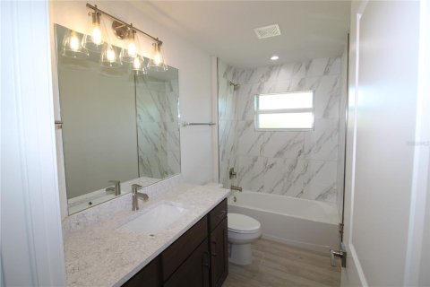 Casa en venta en Port Charlotte, Florida, 3 dormitorios, 150.69 m2 № 1572327 - foto 10