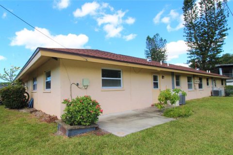 Apartamento en alquiler en Sarasota, Florida, 2 dormitorios, 92.9 m2 № 1913932 - foto 3