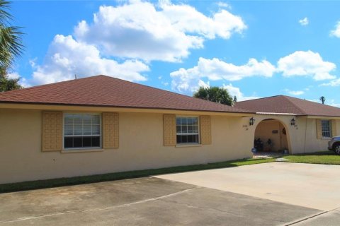 Apartment in Sarasota, Florida 2 bedrooms, 92.9 sq.m. № 1913932 - photo 2