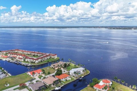 Terrain à vendre à Punta Gorda, Floride № 2217801 - photo 5