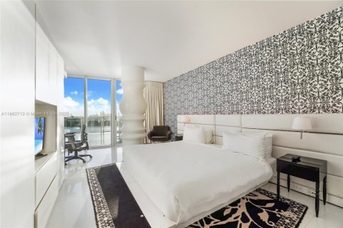 Condominio en venta en Miami Beach, Florida, 2 dormitorios, 176.51 m2 № 1890484 - foto 15