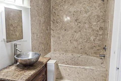 Снять в аренду кондоминиум в Бойнтон-Бич, Флорида 2 спальни, 80.27м2, № 1984092 - фото 15