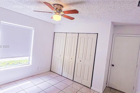 Снять в аренду кондоминиум в Бойнтон-Бич, Флорида 2 спальни, 80.27м2, № 1984092 - фото 8