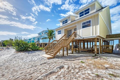 House in Placida, Florida 2 bedrooms, 125.14 sq.m. № 2228350 - photo 23