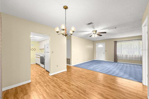 House in Ocala, Florida 2 bedrooms, 106.28 sq.m. № 1673048 - photo 15