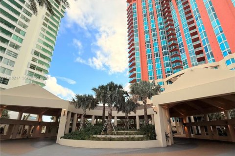 Condo in Miami Beach, Florida, 1 bedroom  № 2059695 - photo 20