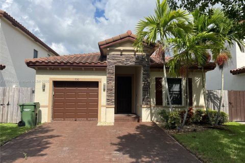 House in Homestead, Florida 4 bedrooms, 155.15 sq.m. № 1829015 - photo 1