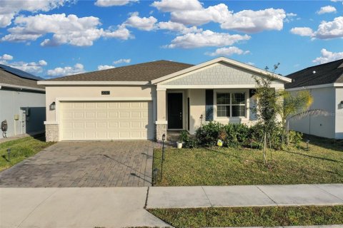 Casa en Davenport, Florida 4 dormitorios, 195.47 m2 № 2122488