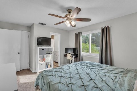 House in Lakeland, Florida 3 bedrooms, 111.2 sq.m. № 1919049 - photo 18