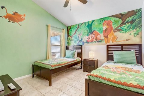 House in Davenport, Florida 4 bedrooms, 279.17 sq.m. № 1745553 - photo 23