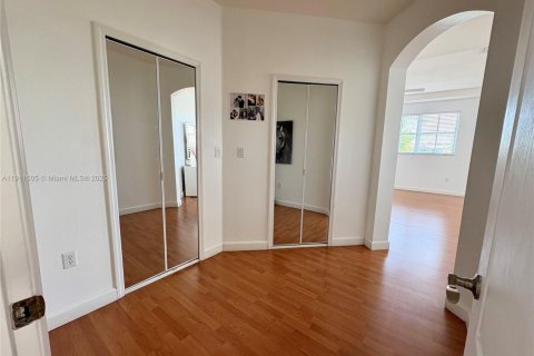 Villa ou maison à vendre à Doral, Floride: 5 chambres, 337.79 m2 № 1966793 - photo 20